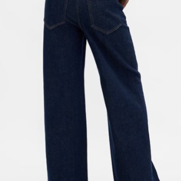 GAP Women's High Rise Ultrasoft Horseshoe Jeans - Petite 28/6 Black - Picture 2 of 5